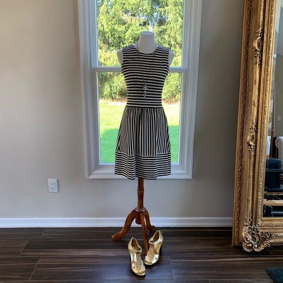 Madewell Hi-Line Striped Dress - Picture 2 of 8